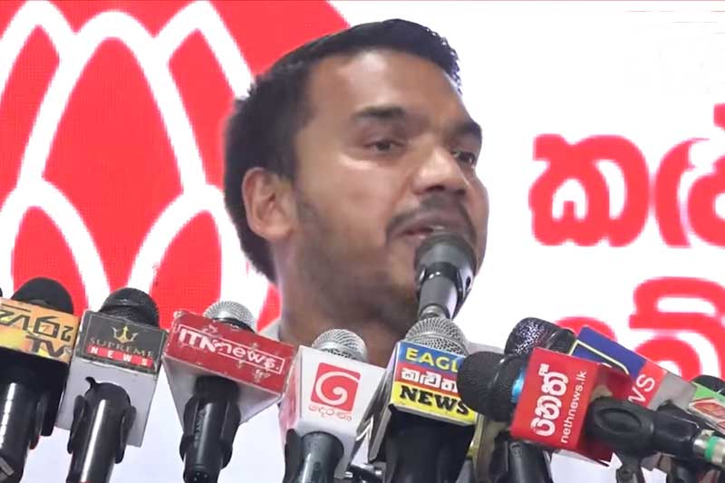 'අපේ ඉවසීමෙත් සීමාවක් තියෙනවා' - නාමල් ආණ්ඩුවට අනතුරු අඟවයි