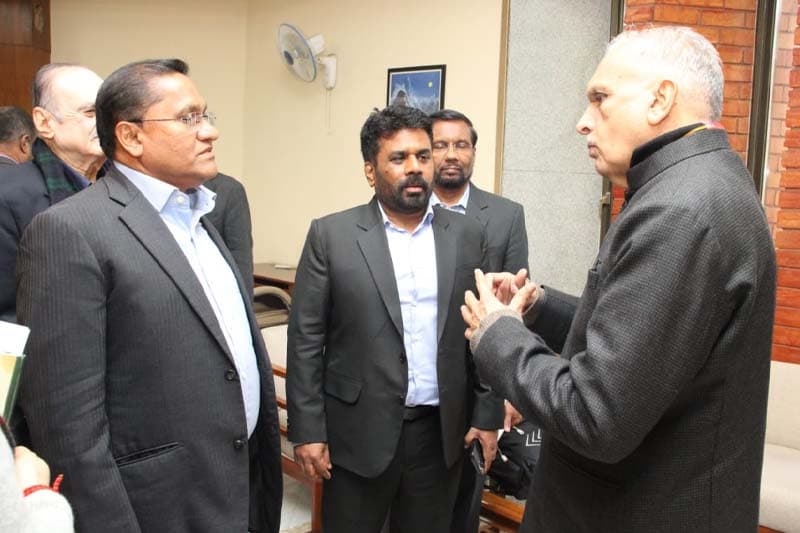 ජවිපෙන් උතුර-නැගෙනහිරට? - (එරන්ද ගිනිගේ)