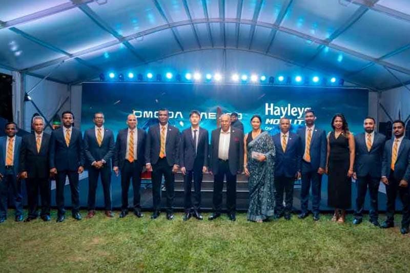 හේලීස් මොබිලිටි වෙතින් ශ්රී ලංකාවේ මෝටර් රථ ක්ෂේත්රයට සුඛෝපභෝගී විප්ලවයක්: ඔමෝඩා සහ ජේකූ රථ වාහන මෙරට මාවත්වලට