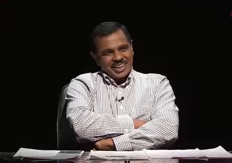 නලින්ගේ කතාවෙන් මතුවන ප්රශ්නයන් දේශපාලනිකව සරල නැත - (විදර්ශන කන්නංගර)