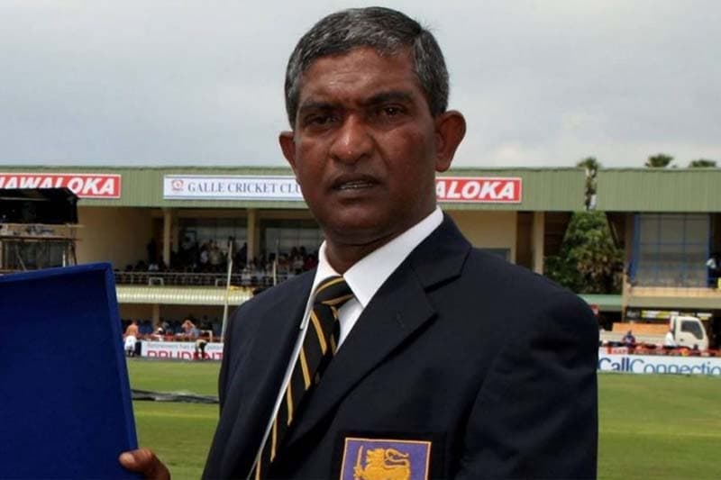 හිටපු ටෙස්ට් ක්රීඩක ජයනන්ද වර්ණවීර අභාවප්රාප්ත වෙයි