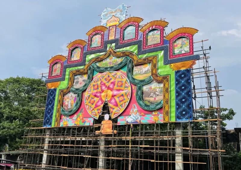 තොරණ කලාවේ මූලාරම්භය ලෙස සැලකෙන තොටළඟ තොරණ