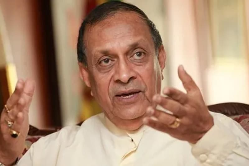 යුද්ධය යනු කිසිදිනෙක අභිෂේක කළ යුත්තක් නොවේ - කරු ජයසූරිය