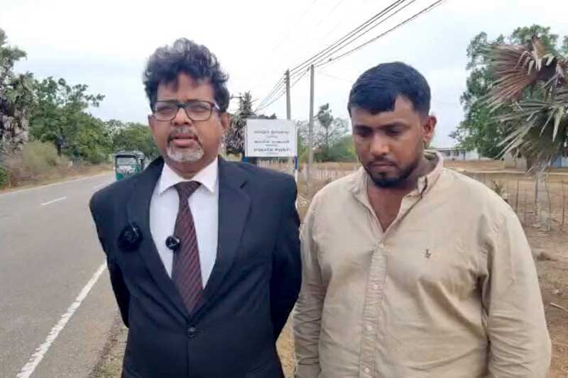 දෙමළ මාධ්යවේදියාට එරෙහිව ත්රස්ත පොලිසිය ත්රස්තය යොදාගනී