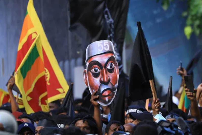 වොෂිංටන් 'කුමන්ත්රණ' සහ රනිල්ගේ විස්මිත 'ඩෙට් සස්ටේනබිලිටිය' - (කුසල් පෙරේරා)