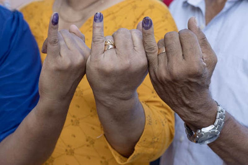 අලුත් ආණ්ඩුවක් පත්කර ගැනීම යනු ? - (කුසල් පෙරේරාගේ විග්රහයක්)