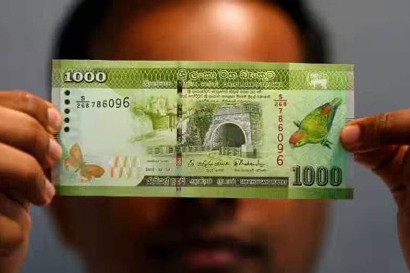 කම්කරු ඇමති ඔහුගේ මූලික වගකීම වන පෞද්ගලික අංශය ගැන කතා නැහැ | කුසල් පෙරේරා