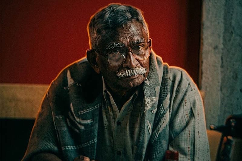 වැදගත් ගුවන් විදුලි වැඩසටහන් අසන්නෙකු නම් විමල් ප්රනාන්දු මතක් කර ගන්න