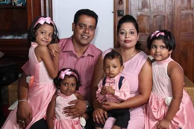 ලෝකෙන් උතුම් රටේ මිනිස්සු පට්ට කුහකයි - (කුසල් පෙරේරා)