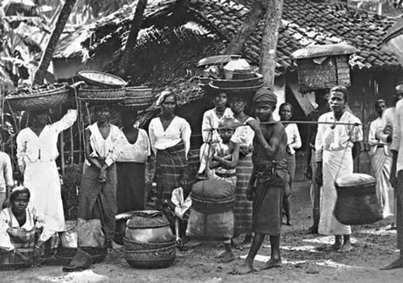සිංහලයෝ හා පූර්වයෝ - (මහාචාර්ය නලින් ද සිල්වා)