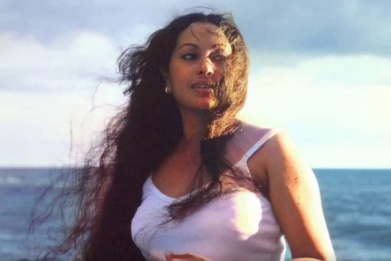 විෂම ලිංගික ආදරයේ ඇදුරුතුමිය | Athulasiri Samarakoon