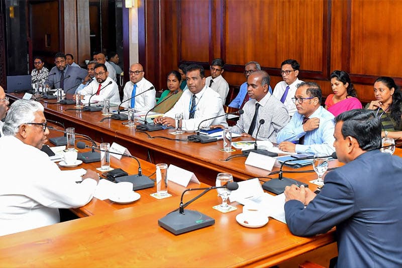වතුකරයේ පවුල් 4,700කට වසර අවසානයට පෙර අලුත් ගෙවල්! ඉන්දීය ආධාර ව්යාපෘතිය වේගවත් කෙරේ