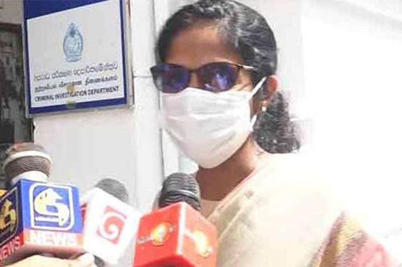 'නීතිය ක්රියාත්මක කරන්න, නමුත් මගේ සැමියා හිරගෙයි මරන්න එපා' ! - සලේගේ බිරිඳ ජනපතිට ලියයි