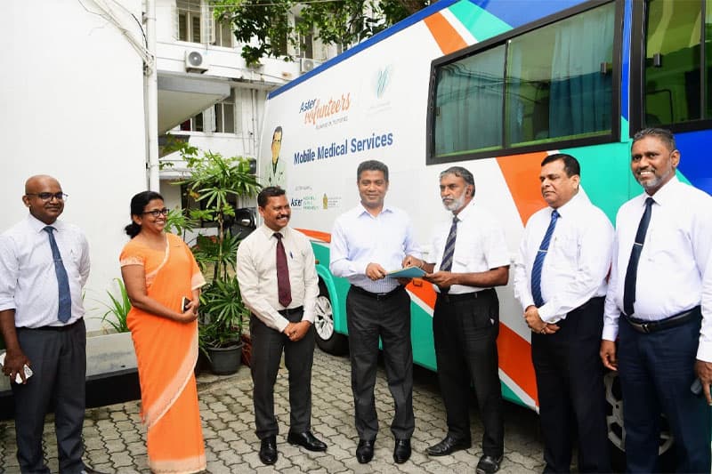 පොදු ප්රවාහන රියැදුරන්ගේ මත්ද්රව්ය භාවිතය සෙවීමට අතිනවීන ජංගම රසායනාගාර බස් රථයක්!