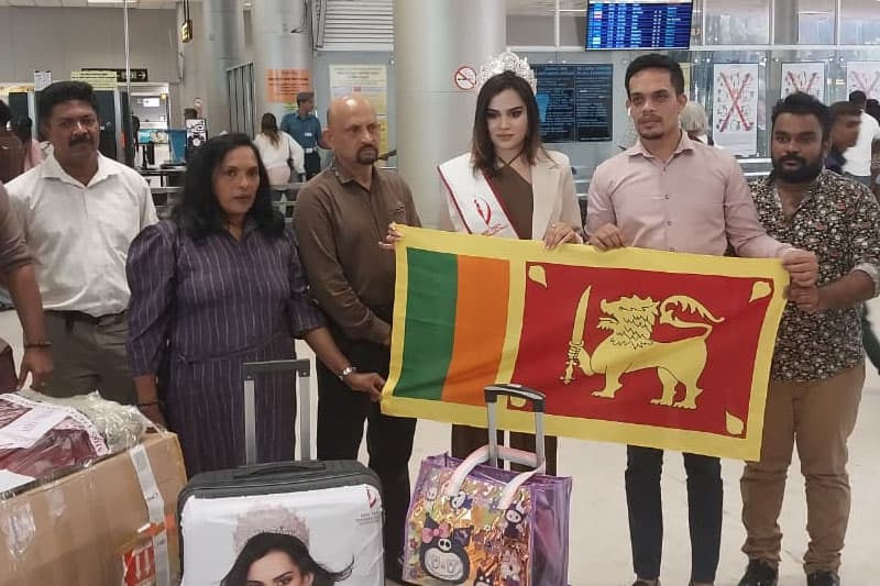 ජාත්යන්තර මිස් ටීන් කිරුළ ලංකාවට ගේන්න දිව්යාංගනා ජායිපූර් බලා පිටත් වෙයි