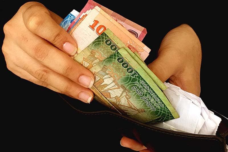 බදු සතියේ සතියෙන් බදු ගෙවීම | දිල්මිණී අබේරත්න