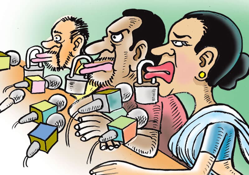 ලොකු තැනගෙන් තහනමක් !