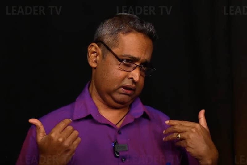 සංකිත කවි යනු ‘ලිවිය’ නොහැකි, ‘ලියවෙන’ කවි වර්ගයක්: සුමින්ද කිත්සිරි ගුණරත්න (වීඩියෝ)