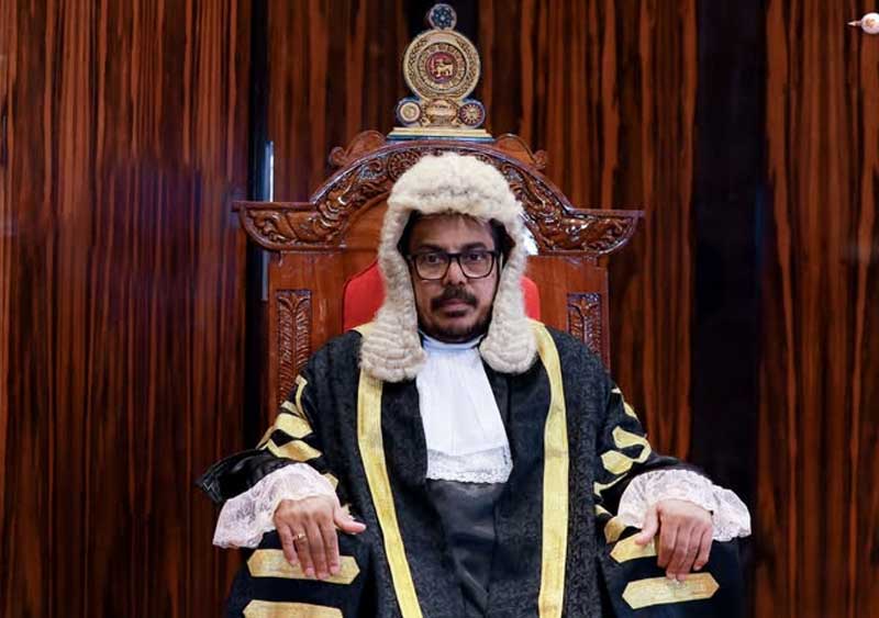 රංවලට අත නොතබනු ! - (එරන්ද ගිනිගේ)