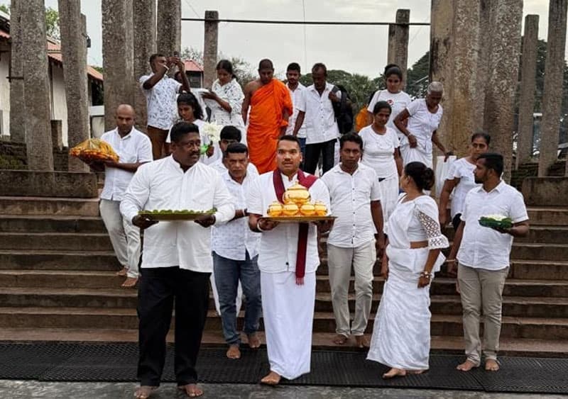 සෞදි තෙල් කොම්පැනිය සමග FIFA ඇති කරගත් හවුලට රටවල් 24ක ක්රීඩිකාවන් 100කගේ විරෝධය