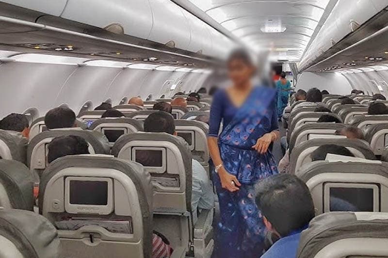 'පැය දෙකක් AC නෑ.. කතා කරලවත් නෑ..'- දිල්ලියේදී ශ්රී ලංකන් යානයක මගීන් අසරණ වෙයි