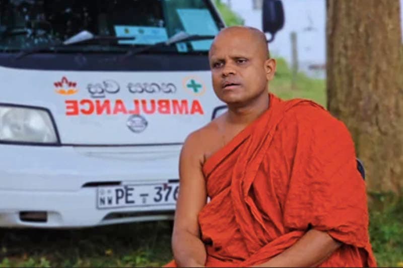 රෝගීන්ට 100%ක් නොමිලේ ගමනාගමන සේවා සපයන ගිලන් රථ සේවාවක්