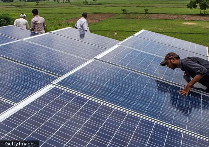 අවුරුදු සමයේ සූර්ය පැනල ක්රියාවිරහිත කිරීම: විදුලි පද්ධතියේ ස්ථායීතාව පවත්වා ගැනීමට 'කළ යුතුව තිබුණේ' කුමක් ද?