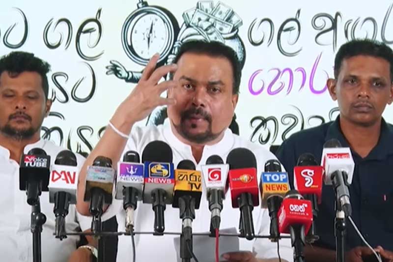'ඉතිහාසයේ කවරදාවක් නැති අන්දමට වංචාව, දූෂණය හා හොරකම රජ වෙලා' - විමල් වීරවංශ