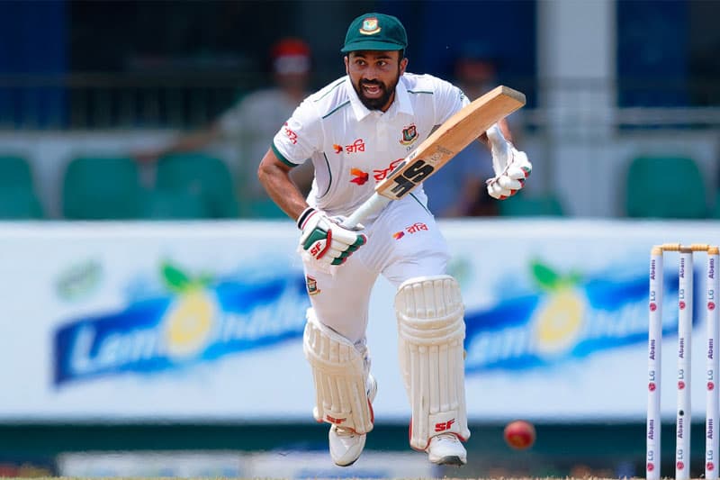 දෙවැනි ටෙස්ට් ගැටුම: බංග්ලාදේශය කඩුලු 8 ට ලකුණු 220