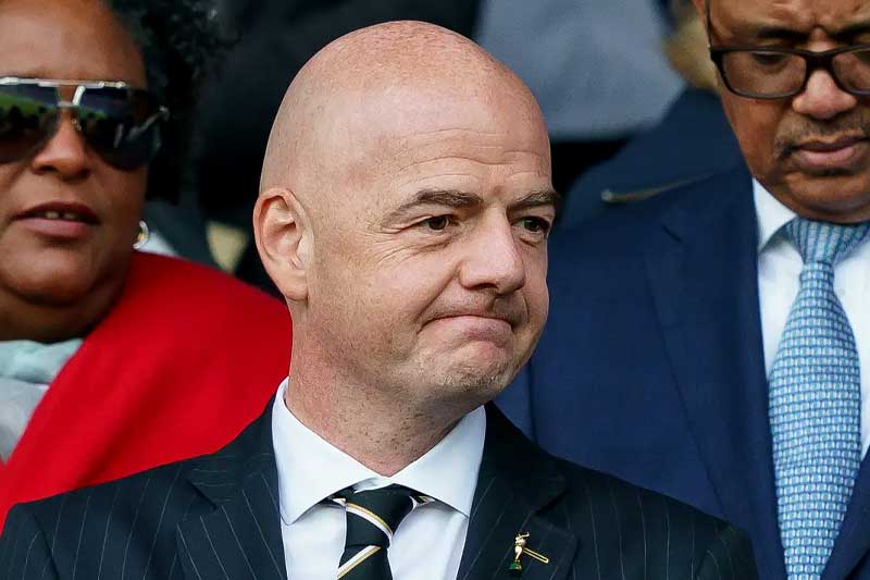 FIFA ප්රධානියාට එරෙහිව විශ්වාස-භංග යෝජනාවක් : : UEFA බලධාරීන්ගෙන් දැඩි ප්රහාරයක්!