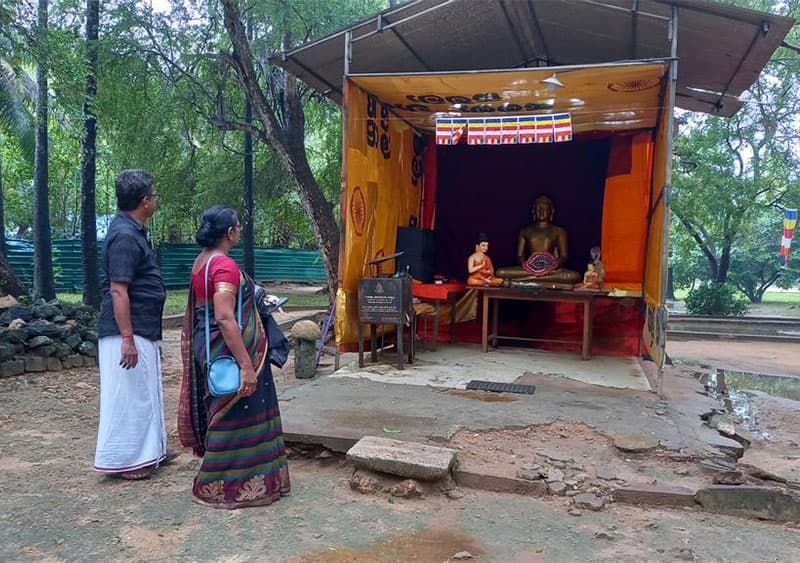 දෙමළ බෞද්ධ උරුමය මකා සිංහල බෞද්ධ ඉතිහාසයක් බිහි කිරීමට විරෝධයක්