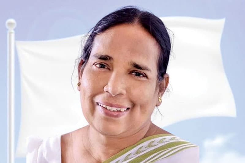 නිර්මලා දිවි ගමන නිමා කළාය