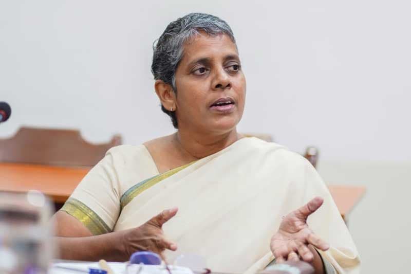 ජාතික කාන්තා කොමිසමේ පළමු සභාපතිනි රමණි ජයසුන්දර ඉල්ලා අස්වෙයි!