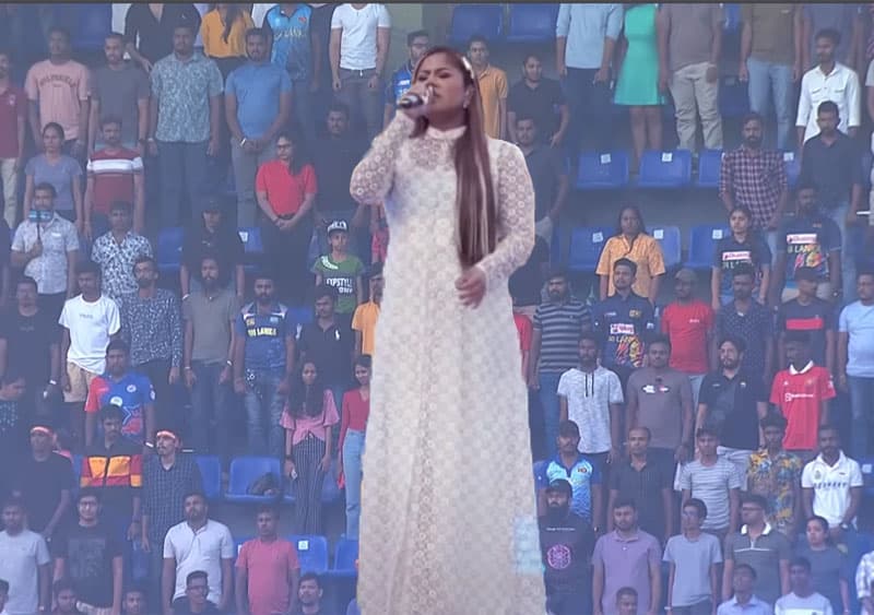 බැරිම තැන ජාතික ගීතයත්..... - (නීතිඥ චන්ද්රසිරි සෙනෙවිරත්න)