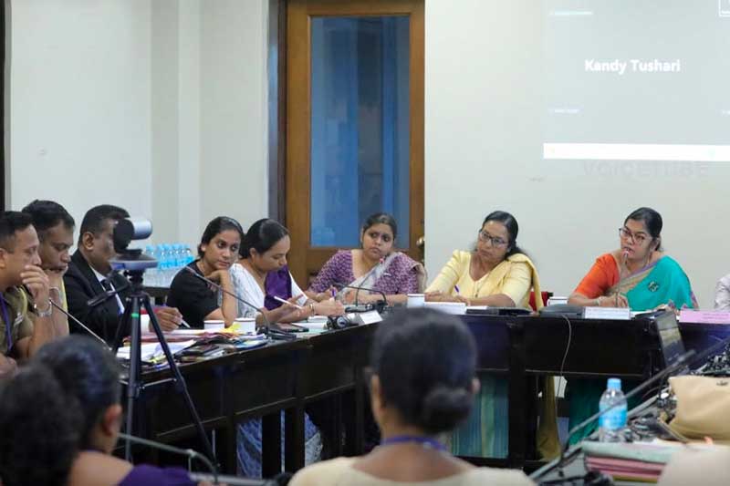 BBC මාධ්යවේදීන් වරප්රසාද කමිටුවට කැඳවීමට එරෙහිව දැඩි විරෝධයක්!