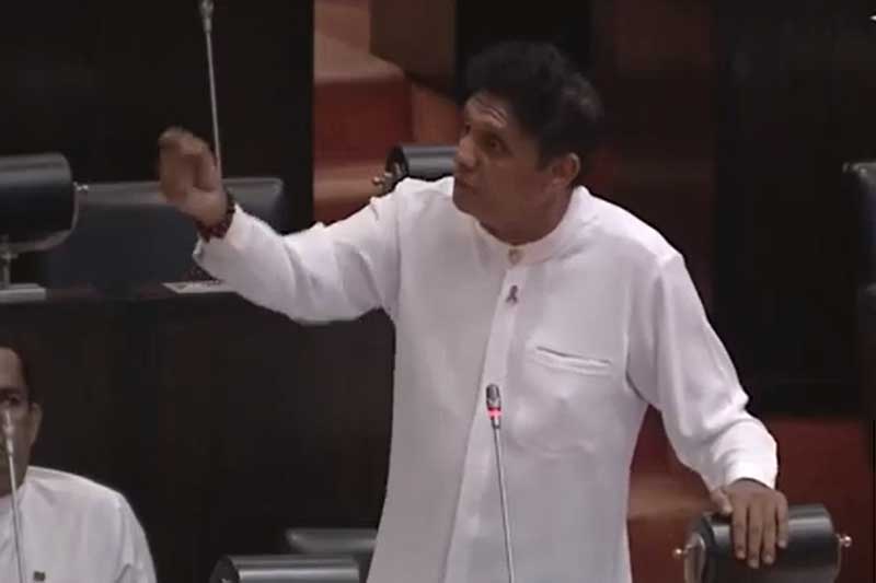 ජගත් විතාන මන්ත්රීවරයාට ජීවිත තර්ජන තිබෙනවා; දැන්වත් ආරක්ෂාව ලබා දෙන්න - සජිත් ප්රේමදාස රජයෙන් ඉල්ලයි