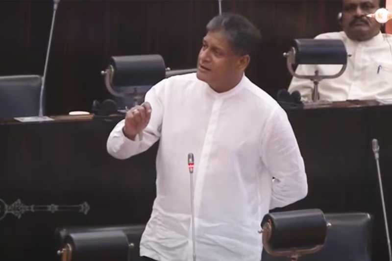 මීගමුව හිරගෙදර ලේ වැගිරීම සමාජයේ කුණු වූ යථාර්ථයයි!' කියමින් දිලිත් පාර්ලිමේන්තුව දෙවනත් කරයි