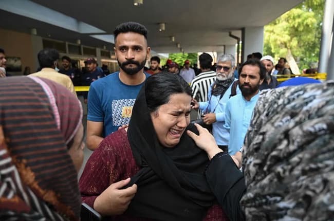 ඉස්ලාමාබාද් ප්රධාන රෝහලක හදිසි ගින්නක්: අලුත උපන් බිළිඳුන් 14 දෙනෙකු ජීවිතක්ෂයට