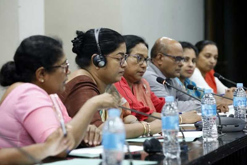 අනුරාධපුර දැරියගේ සිද්ධිය ගැන සොයන්න මන්ත්රීවරියන්ගේ සංසදයෙන් විශේෂ අනුකමිටුවක්!