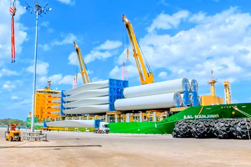 ඩොලර් මිලියන ගණනක විදේශ විනිමය රට තුළ ඉතිරි කරන මන්නාරමේ ‘HayWind’ සුළං බලාගාරයේ අවසන් ටර්බයින තොගයත් දිවයිනට