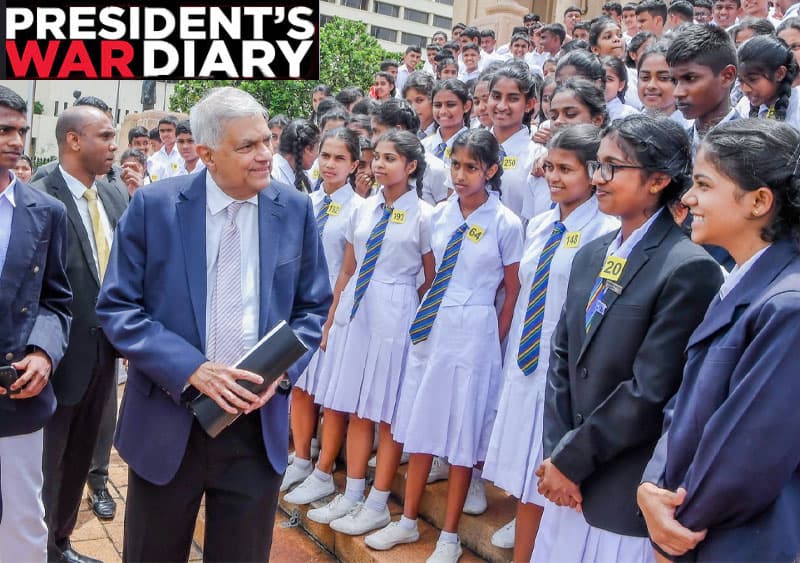 President's War Diary : රනිල් දුන් මධ්ය මහ විද්යාලයෙන් විශ්ව විද්යාලයට ගිය ජනාධිපති අපේක්ෂකයා