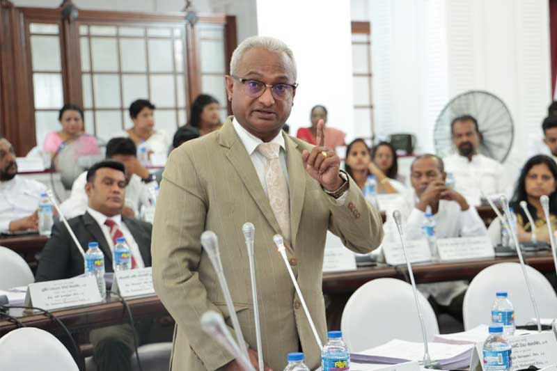 අලුත් අවුරුද්දට මගේ යෝජනාව - (කුසල් පෙරේරා)