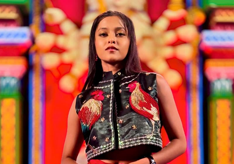 යොහානි අරගලයට ලියූ ගීතය - (එරන්ද ගිනිගේ)