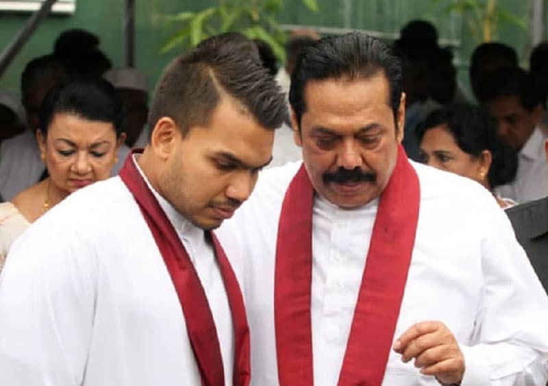 රාජපක්ෂලාගේ බලය රැක ගැනීම - (එරන්ද ගිනිගේ)