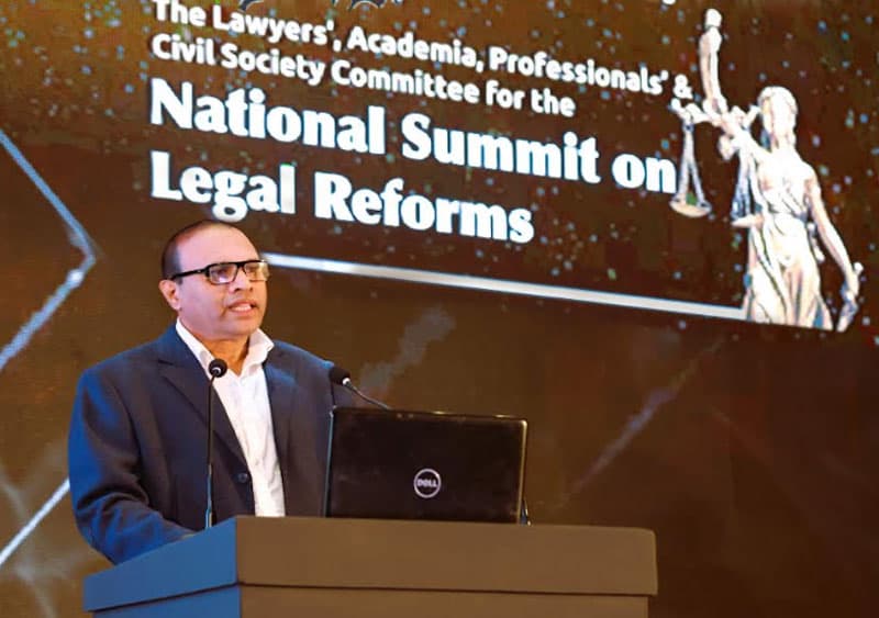 මහජන මන්ත්රණ සභාව තේරිමට කුසපත් ඇදීමේ ක්රමයක්: ප්රදීප් වීරසිංහගේ යෝජනාවක්
