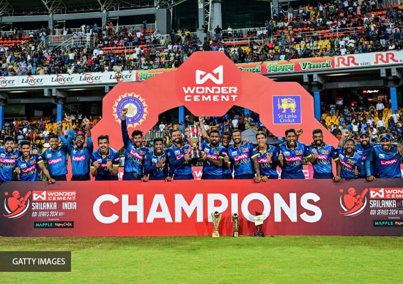 වසර 27කින් නොලැබුණු සුපිරි ජයක් ශ්රී ලංකාවට
