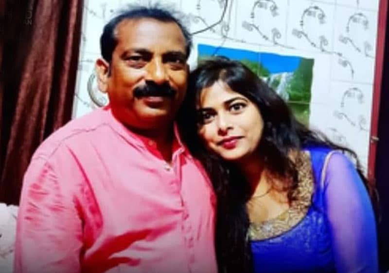 දියණිය මඟුල් පෙරහැරකින්ම යලි මහගෙදරටම ගෙනා පියෙක්!