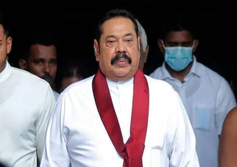 මහින්දව මරන්න ආ දවස - (එරන්ද ගිනිගේ)
