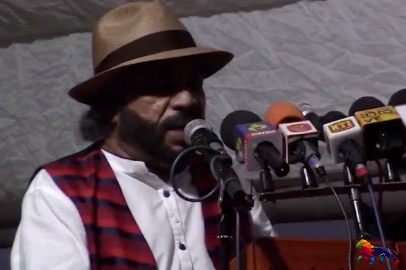 ''ගෝඨාබය එනවට පට්ට බයයි, සජිත්ට ඡන්දය දෙන්න'' - ගායන ශිල්පී සුනිල් පෙරේරා (VIDEO)