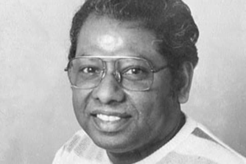 සාමා වේදිකාවට ගෙනා ජී.ඩී.එල් පෙරේරා දිවියෙන් සමුගනියි